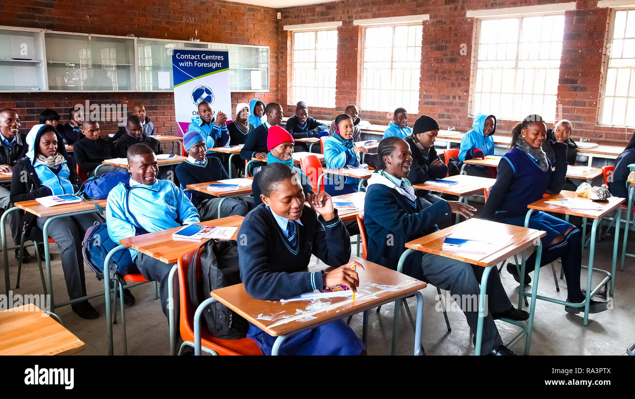 Middle school classroom africa hi-res stock photography and images - Alamy