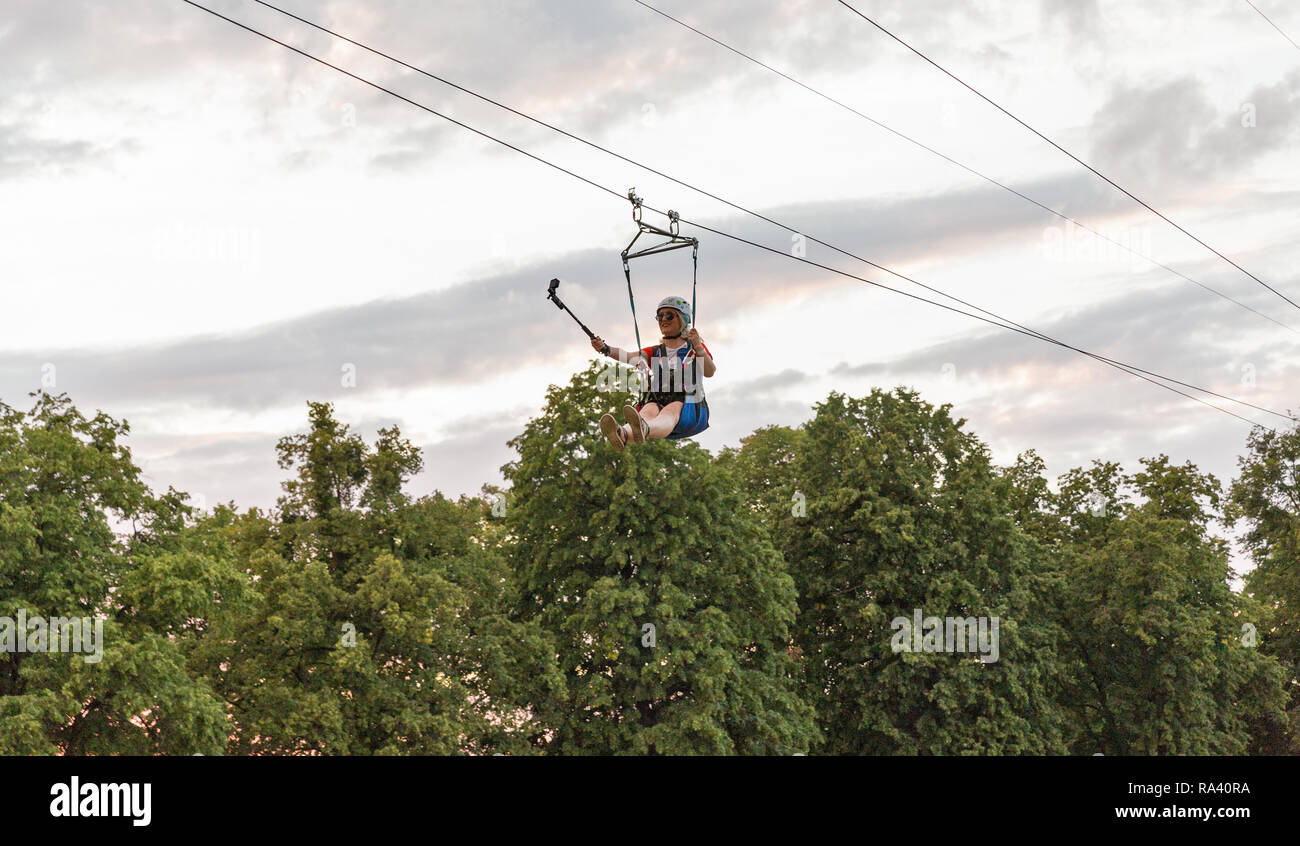 Aerial ropeway hi-res stock photography and images - Alamy