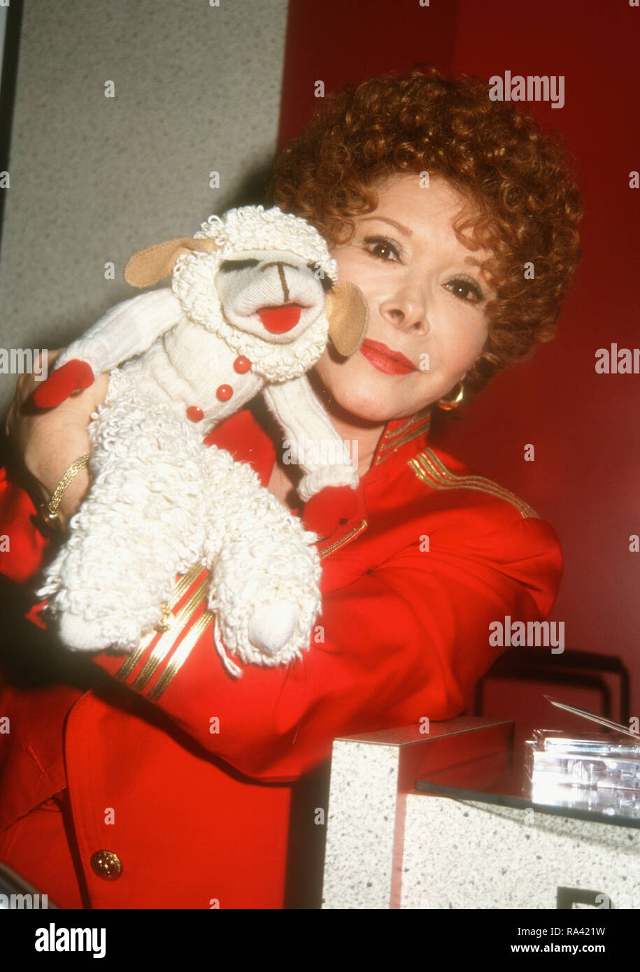 LAS VEGAS, NV JULY 12 Ventriloquist Shari Lewis and Lambchop attend