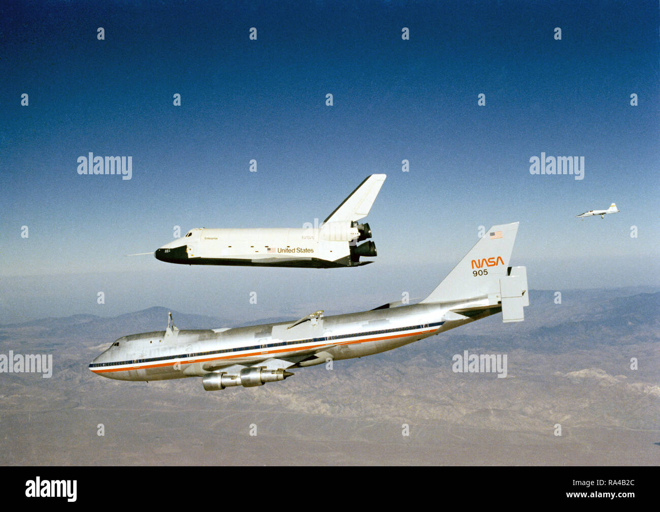 1977 space shuttle enterprise hires stock photography and images Alamy