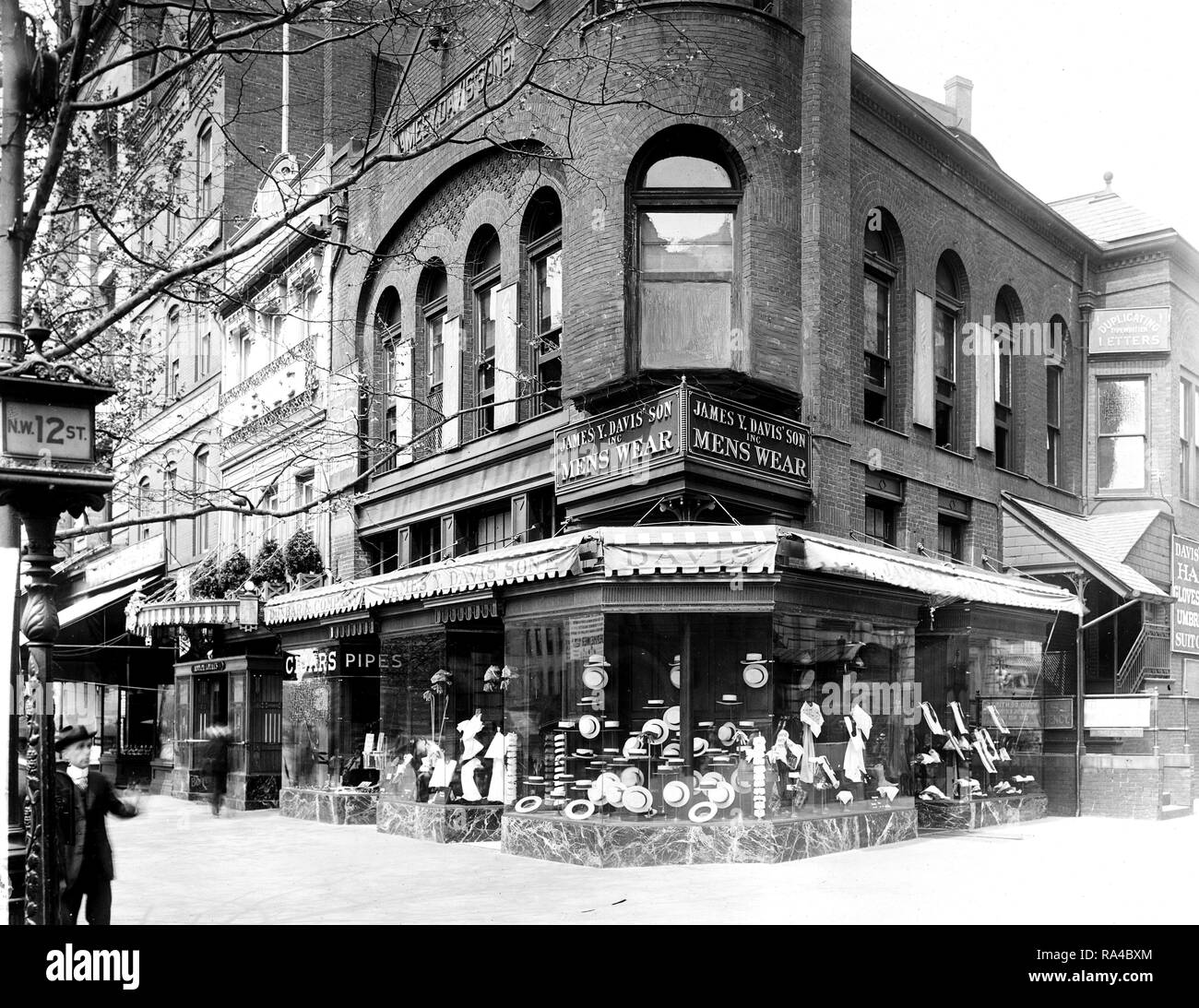 James Davis Store ca. early 1900s Stock Photo Alamy