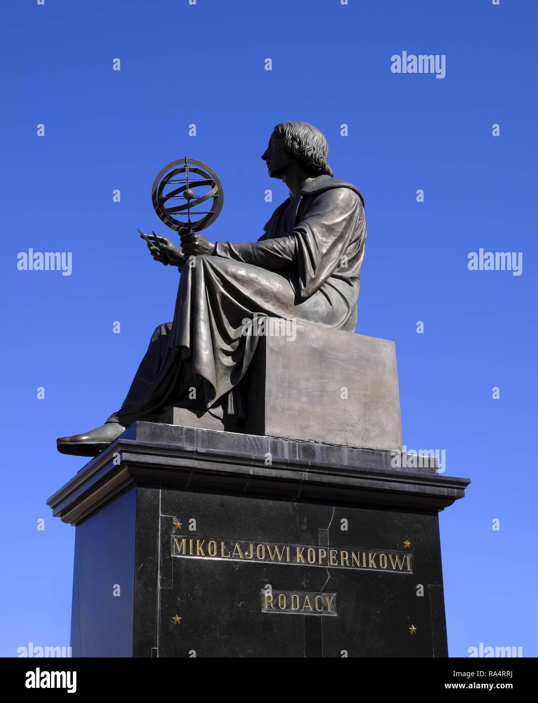 Warszawa, Polska - stare miasto - pomnik Mikolaja Kopernika przy ul ...