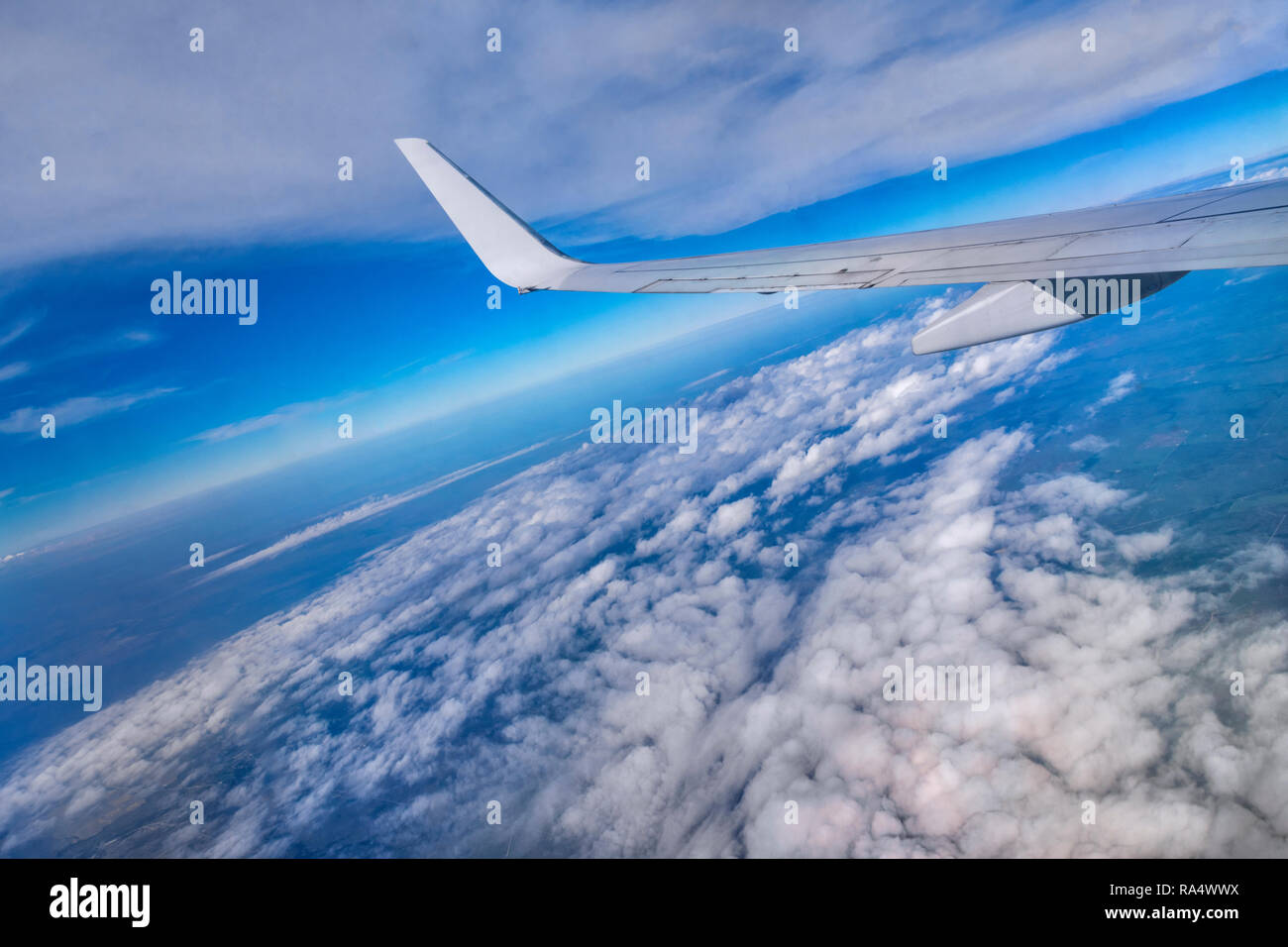 Aerial view of aircraft hi-res stock photography and images - Alamy