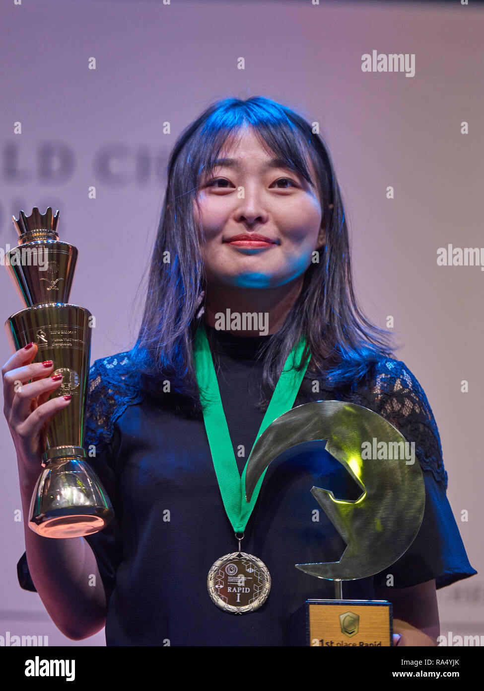 St. Petersburg, Russia - December 30, 2018: Grandmaster Daniil Dubov,  Russia holding the first place prize of World Rapid Chess Championship 2018  afte Stock Photo - Alamy