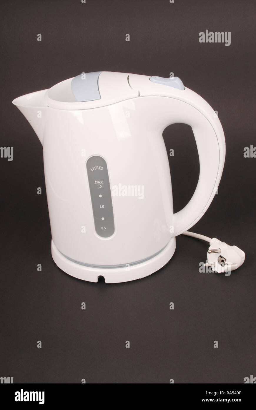 https://c8.alamy.com/comp/RA540P/white-electric-kettle-isolated-on-black-background-RA540P.jpg