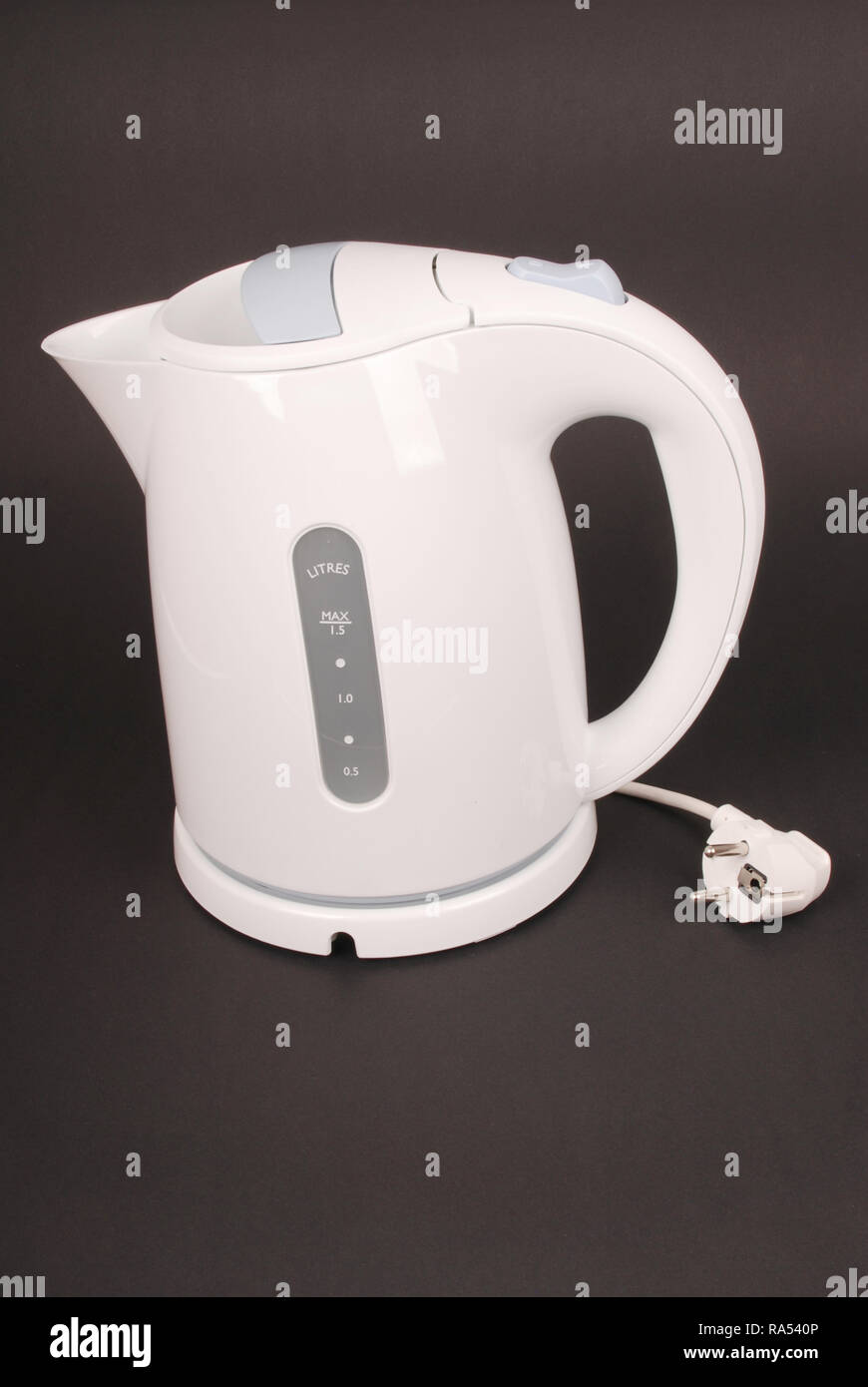 Electric kettle plug hi-res stock photography and images - Alamy