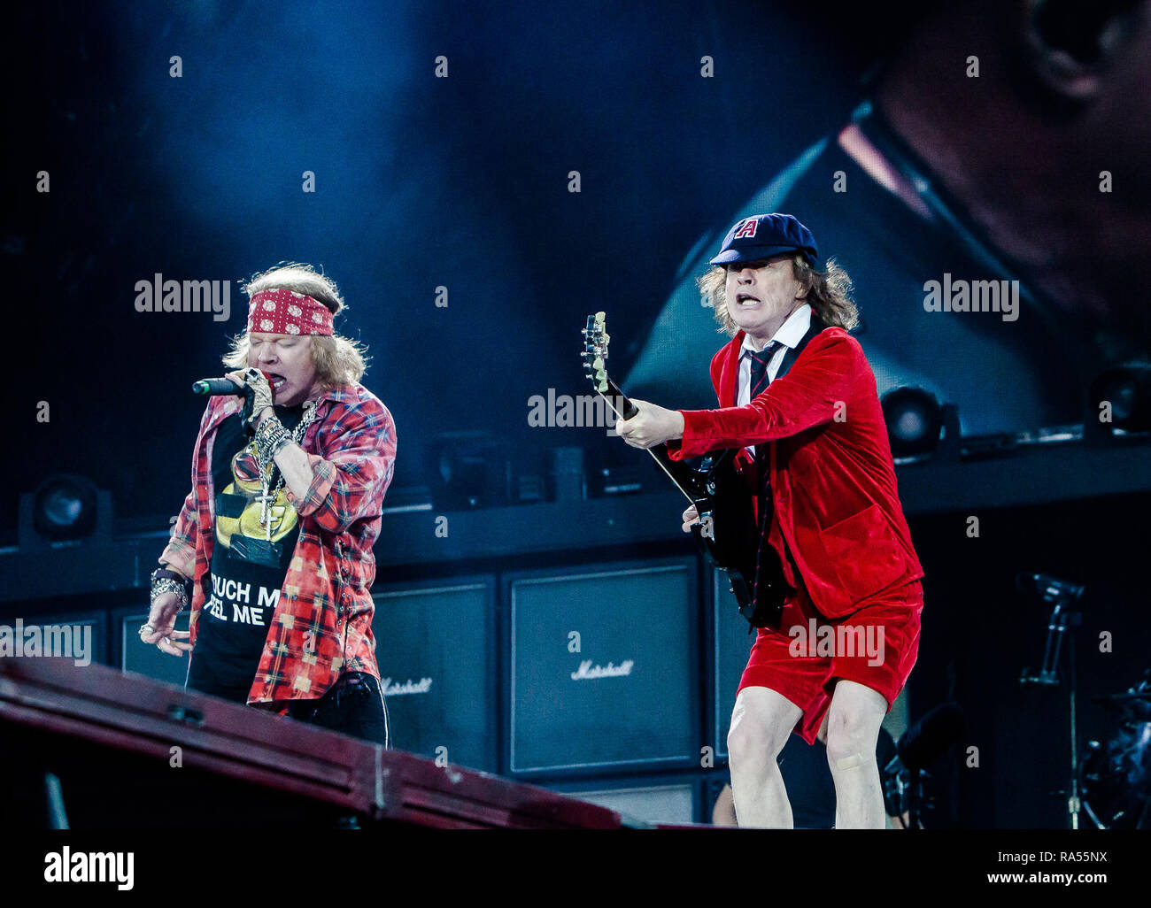Angus mckinnon young hi-res stock photography and images - Alamy