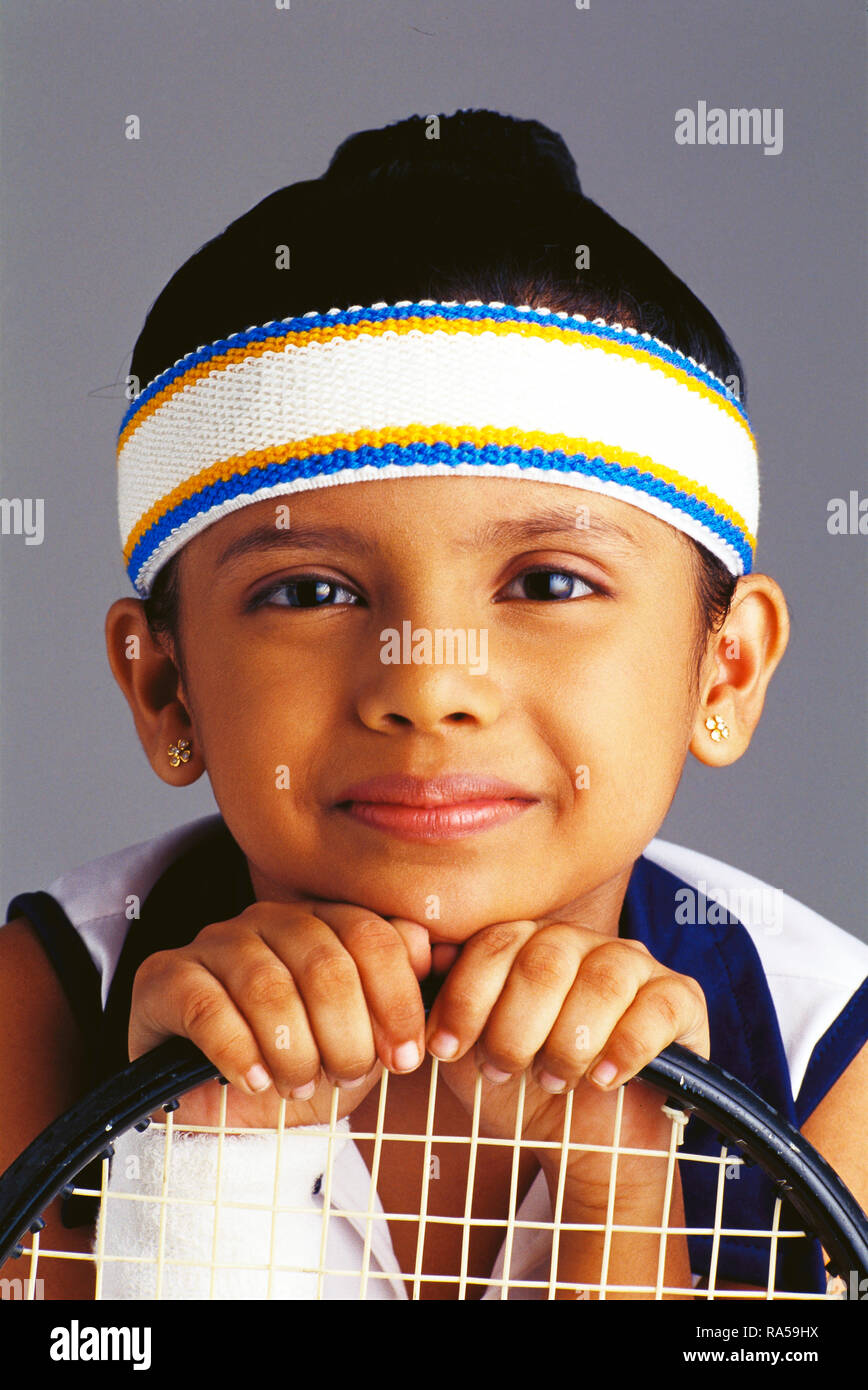 Female tennis player throwing tennis ball hi-res stock photography and ...