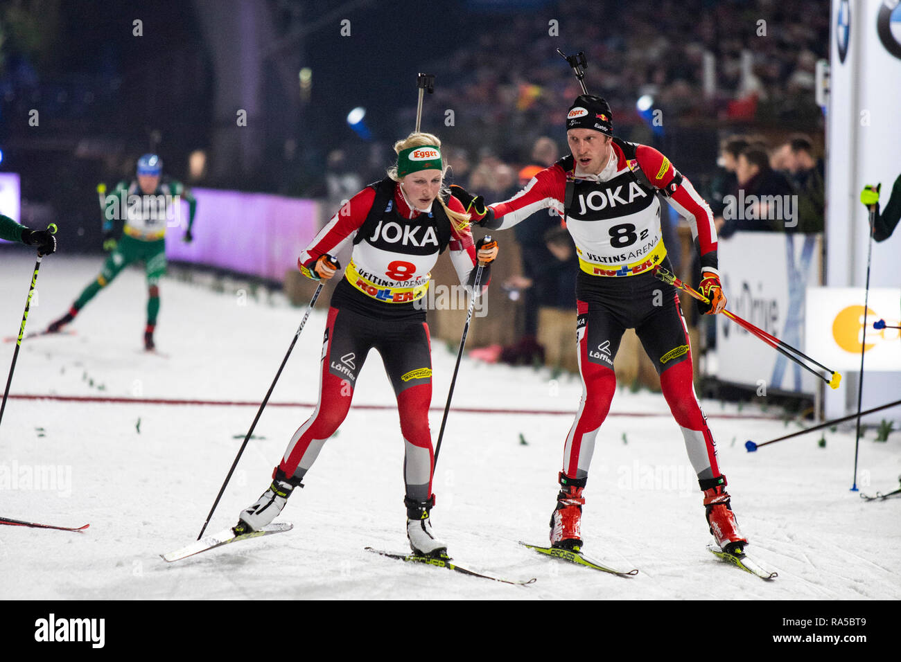 Lisa Theresa Hauser (AUT), Dominik Landertinger (AUT). JOKA Biathlon World Team Challenge 2018 auf Schalke. Stock Photo