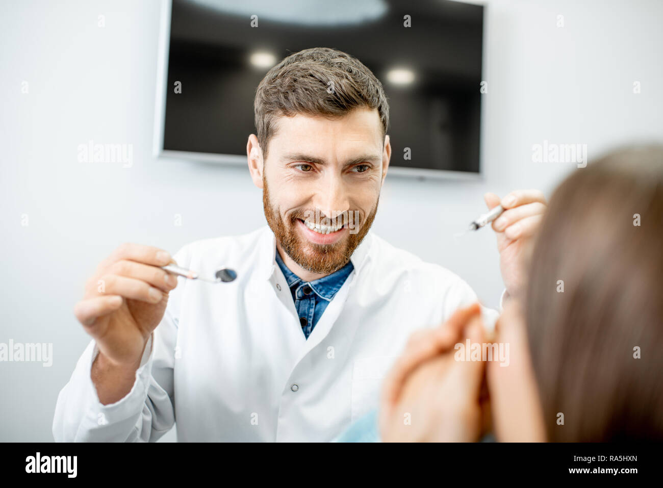 Dentist in scary hires stock photography and images Alamy