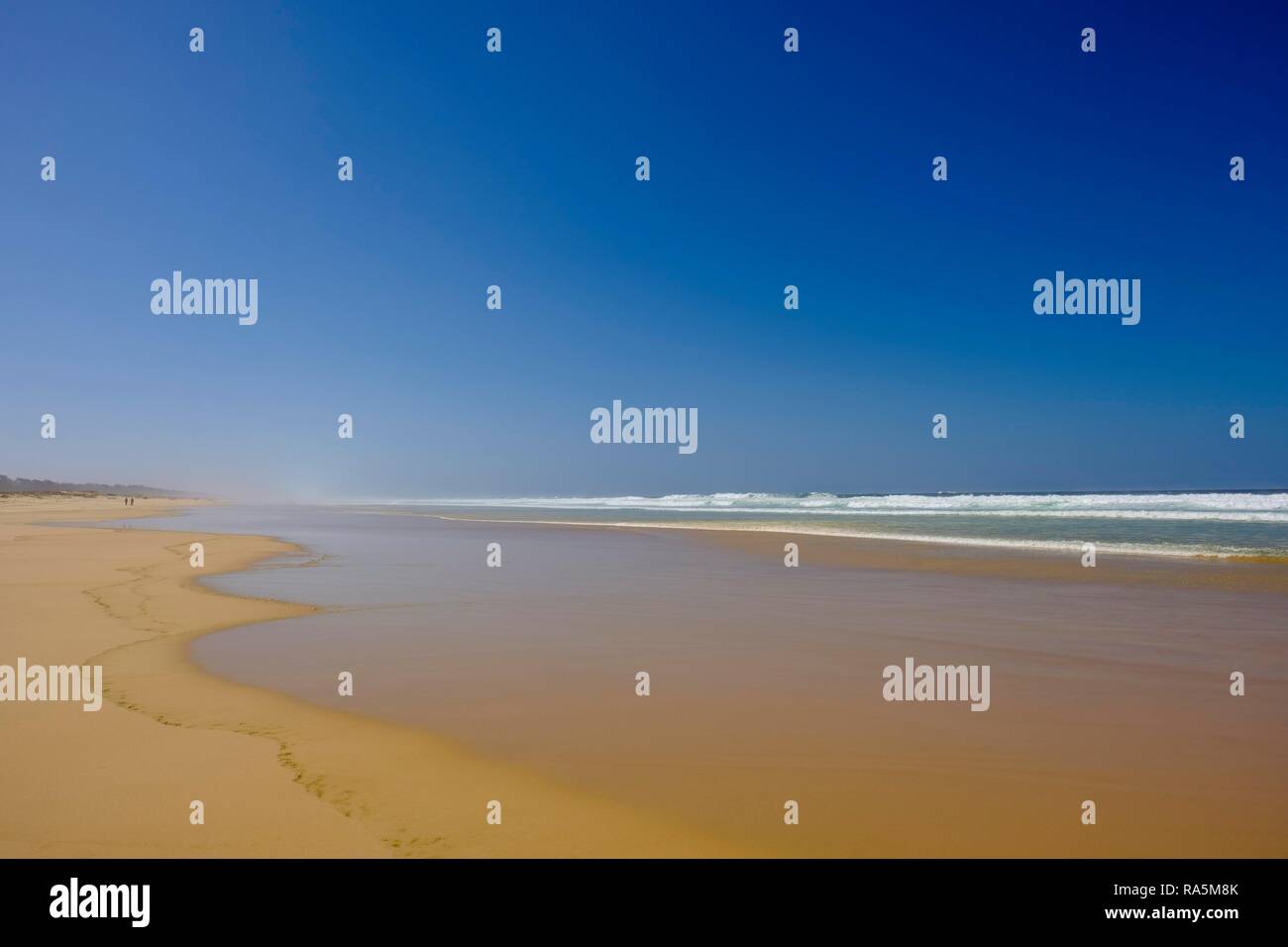 Lonely beach on the Atlantic coast, Dakar region, Senegal Stock Photo