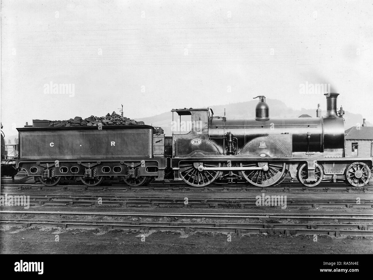 Caledonian Railway Class 66 4-4-0 steam locomotive No.90 at Perth Stock Photo