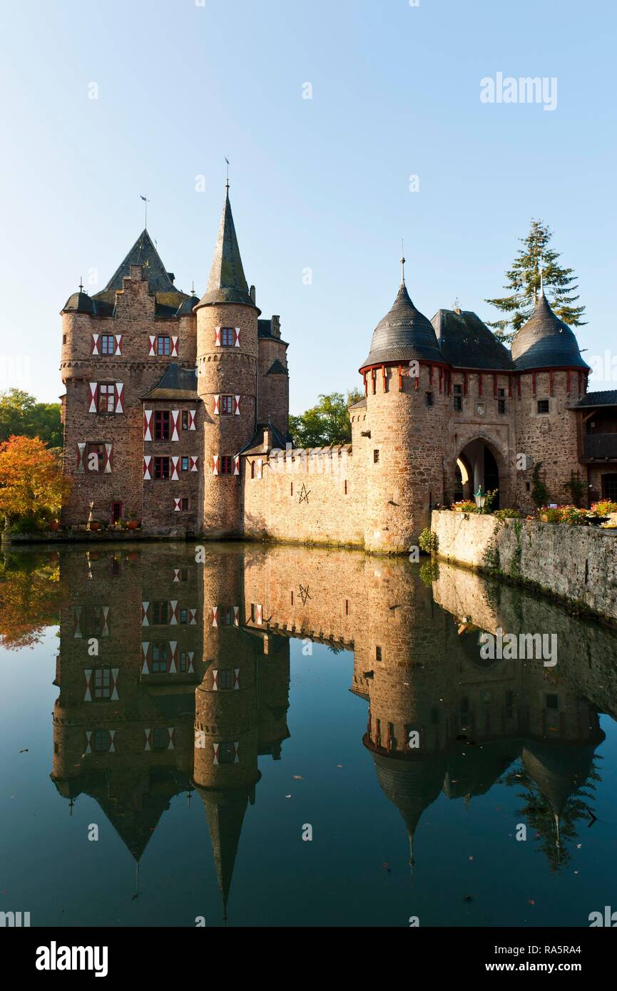 Medieval moated castle, Satzvey castle, Mechernich, Eifel, North Rhine-Westphalia, Germany Stock Photo