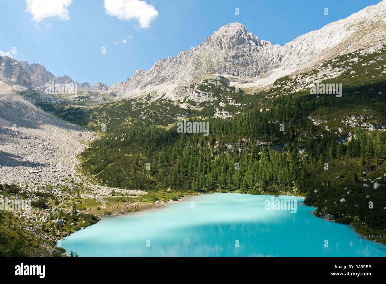 Turquoise blue mountain lake, Sorapis lake, 1923 m, Lago del Sorapis, near Cortina d'Ampezzo, Dolomites, Belluno, Veneto, Italy Stock Photo