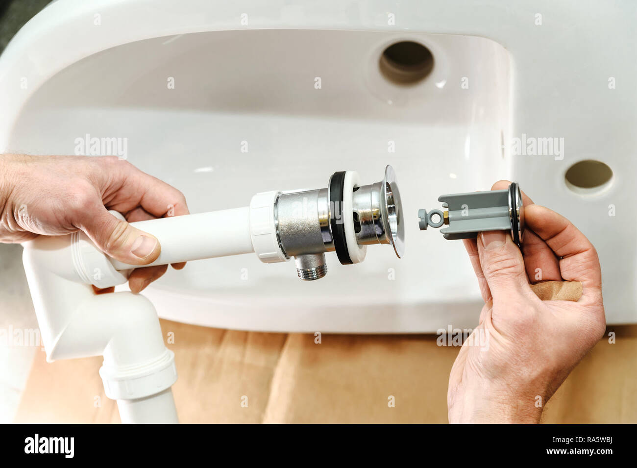 Воздушная пробка в сифоне раковины как убрать 91 фото