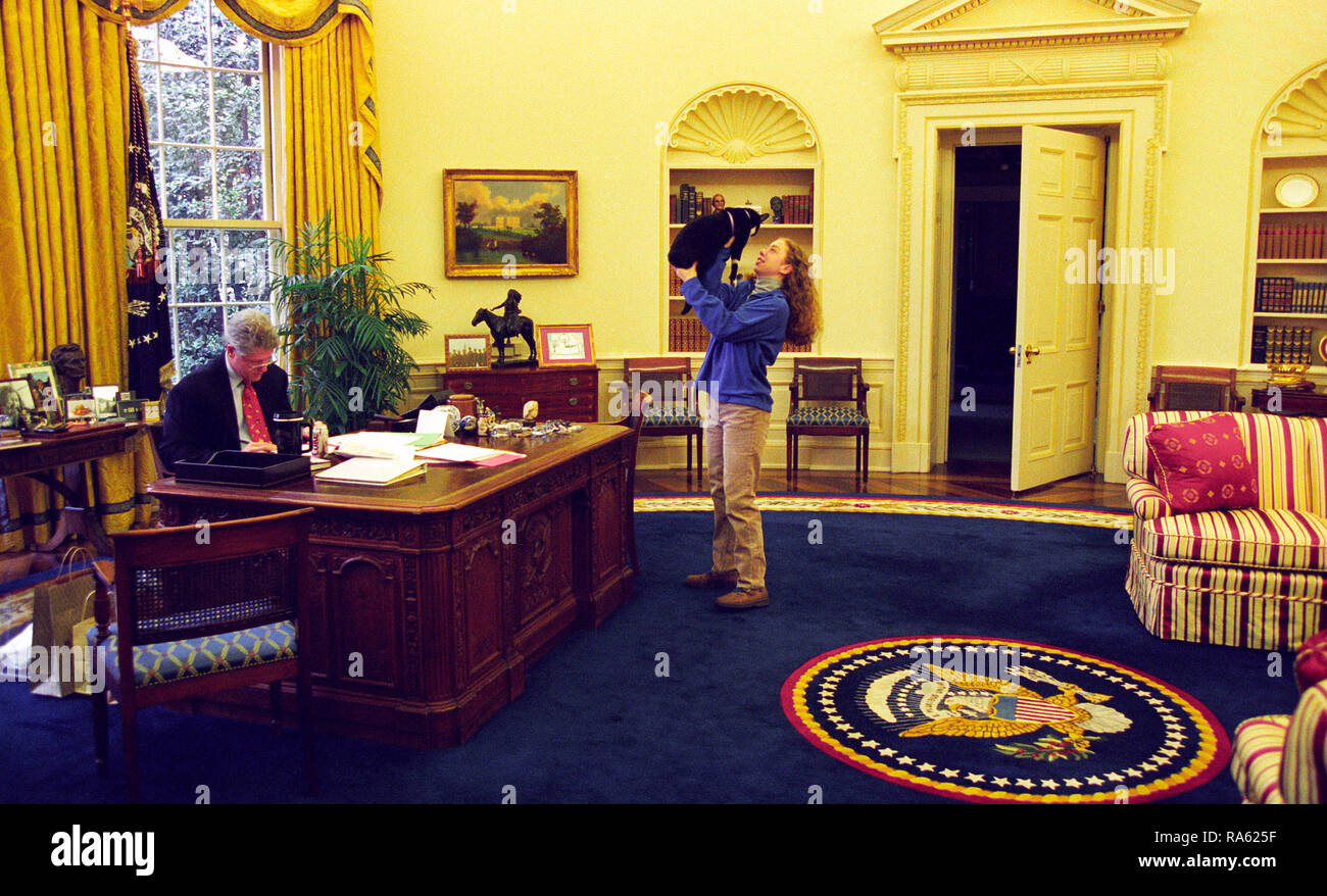 1990s office desk hi-res stock photography and images - Alamy