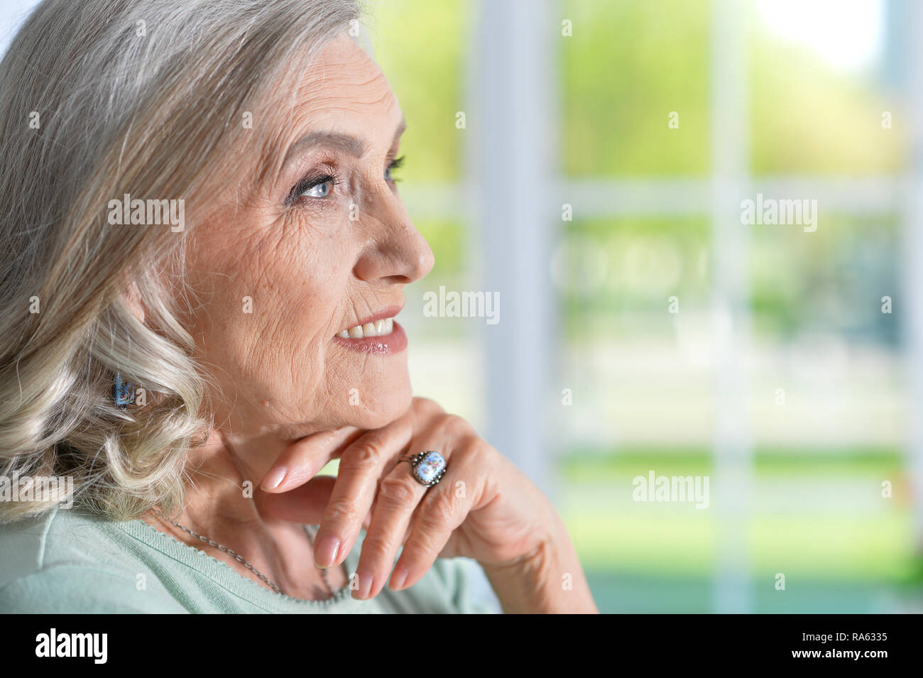 Mature woman side view close up hi-res stock photography and images - Alamy