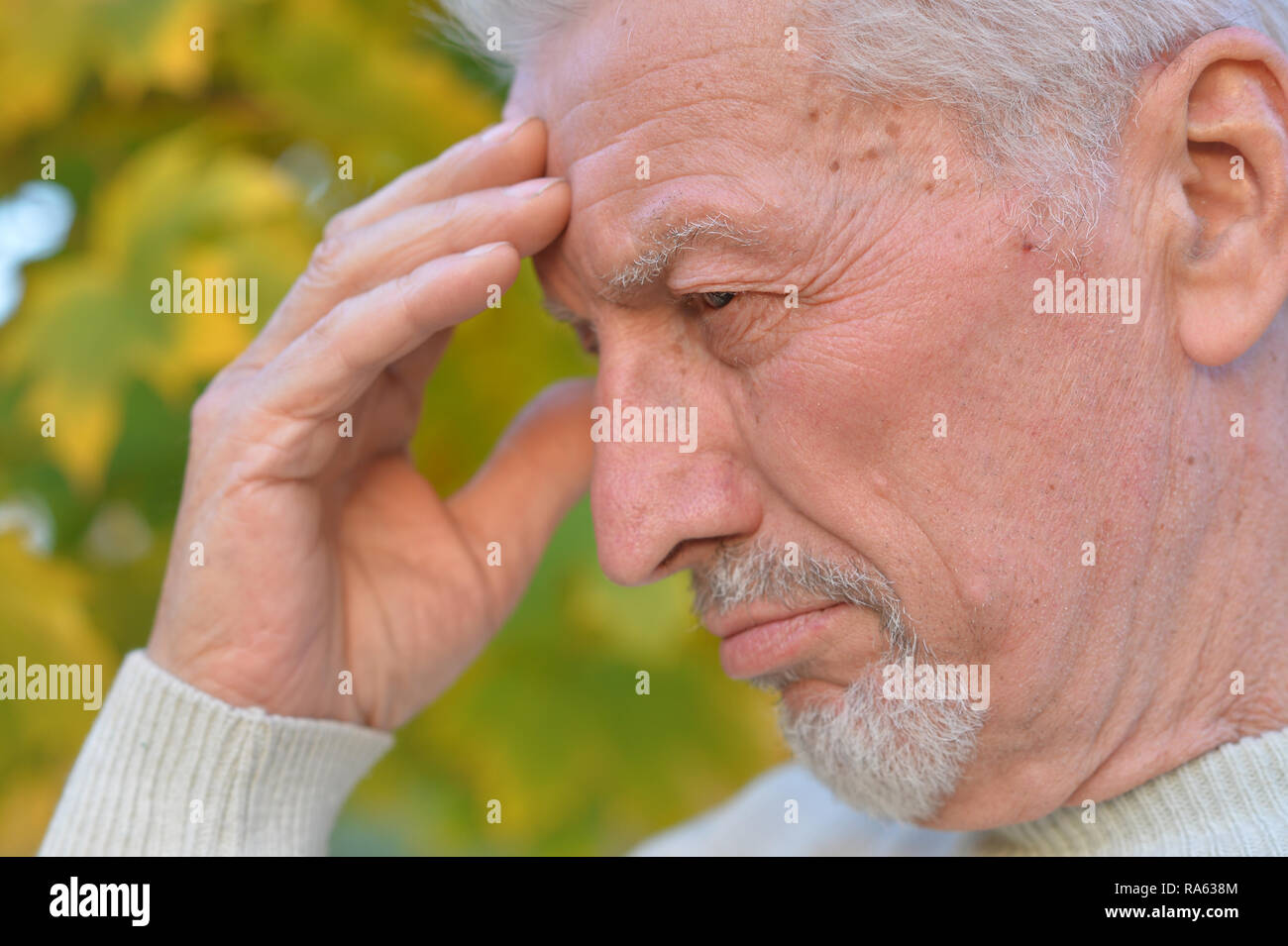 Side view sad caucasian man hi-res stock photography and images - Alamy