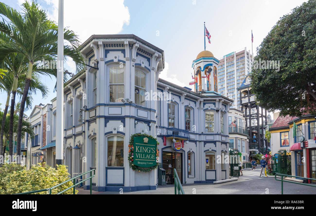 Honolulu, Hawaii Dec 23, 2018 King's Village Shopping Center in