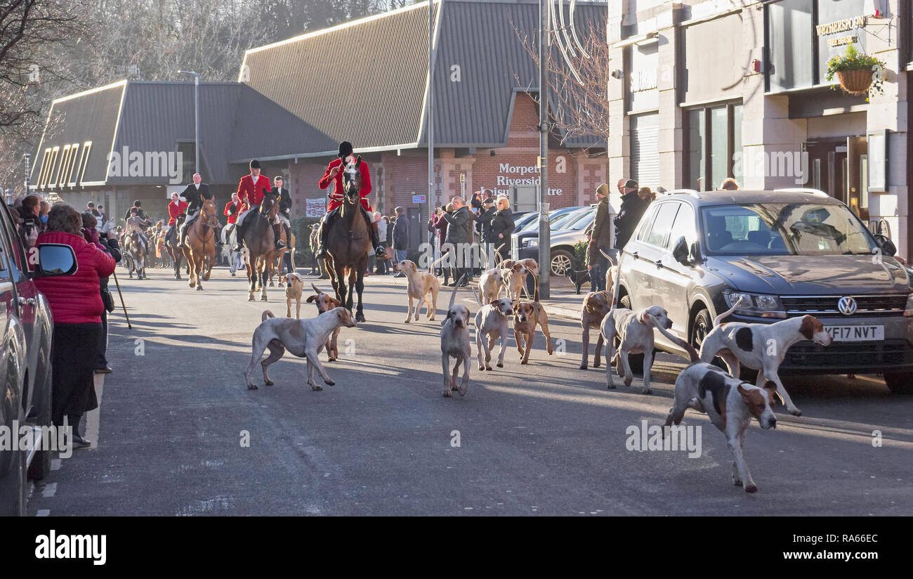 Morpeth, Northumberland, UK. 01st January 2019. The Morpeth Hunt which dates from 1818 assembles for their first outing of the year. Credit: Joseph Gaul/Alamy Live News Stock Photo