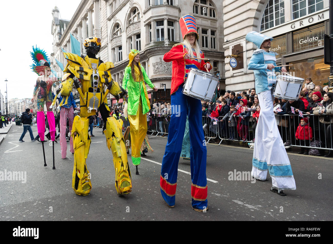Beijing, Britain. 1st Jan, 2019. Performers attend the annual New Year's Day Parade in London, Britain, Jan. 1, 2019. Credit: Ray Tang/Xinhua/Alamy Live News Stock Photo