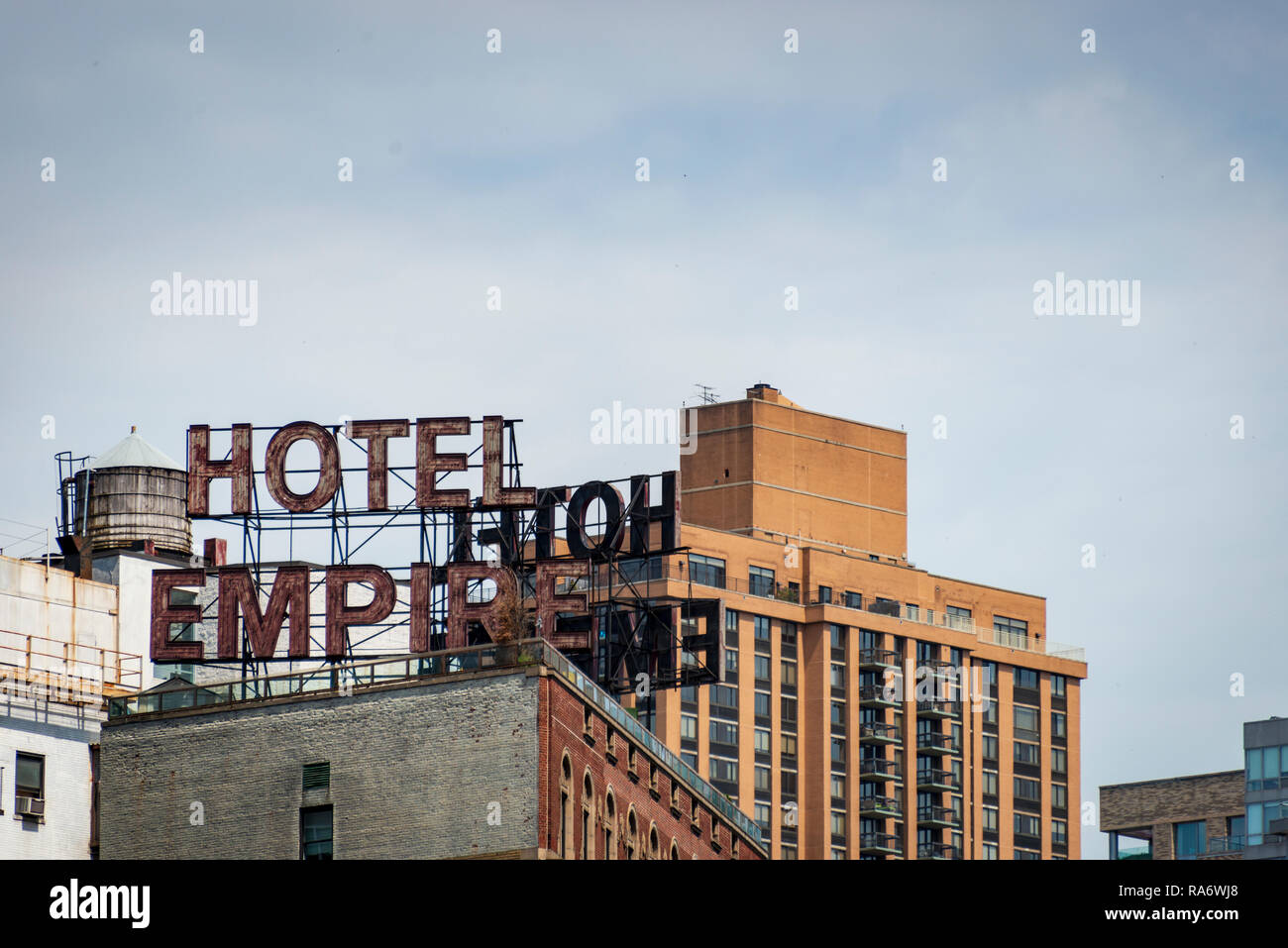 Neon Sign – Foto de The Empire Hotel, Nova York - Tripadvisor