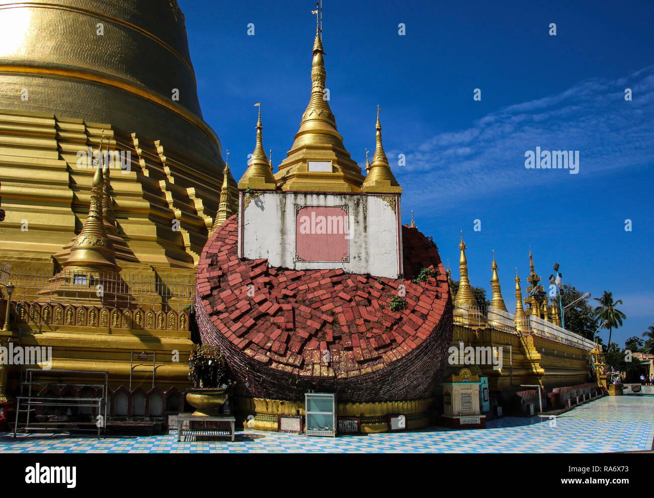 Shwemawdaw Pagoda, Bago, Myanmar (Burma) Stock Photo