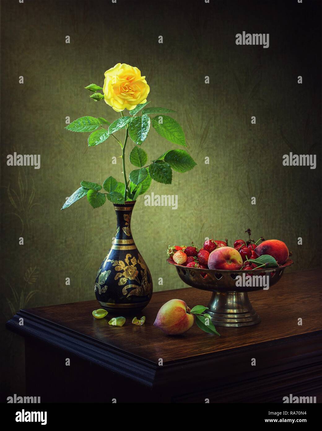 Still life with bouquet of roses Stock Photo - Alamy
