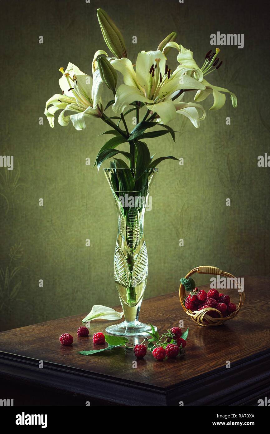 Still life with bouquet of lily flowers Stock Photo - Alamy
