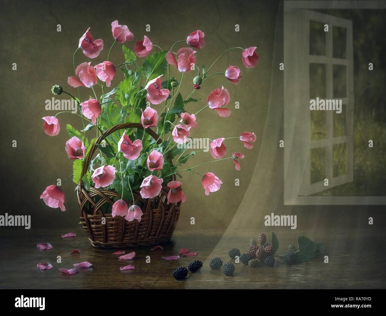 Still life with bouquet of pink poppies Stock Photo - Alamy