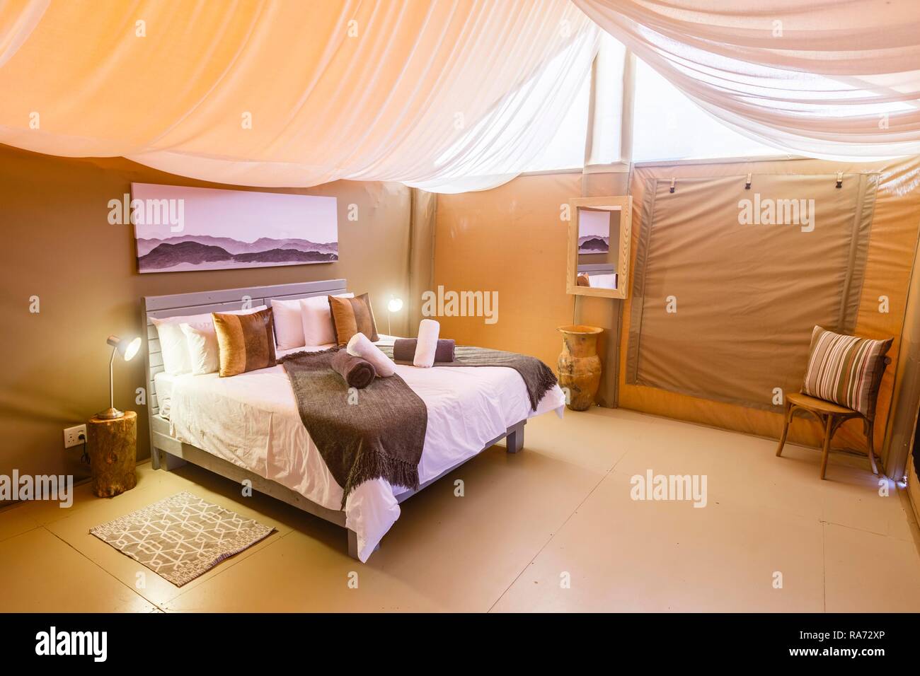 African luxury lodge interior hires stock photography and images Alamy