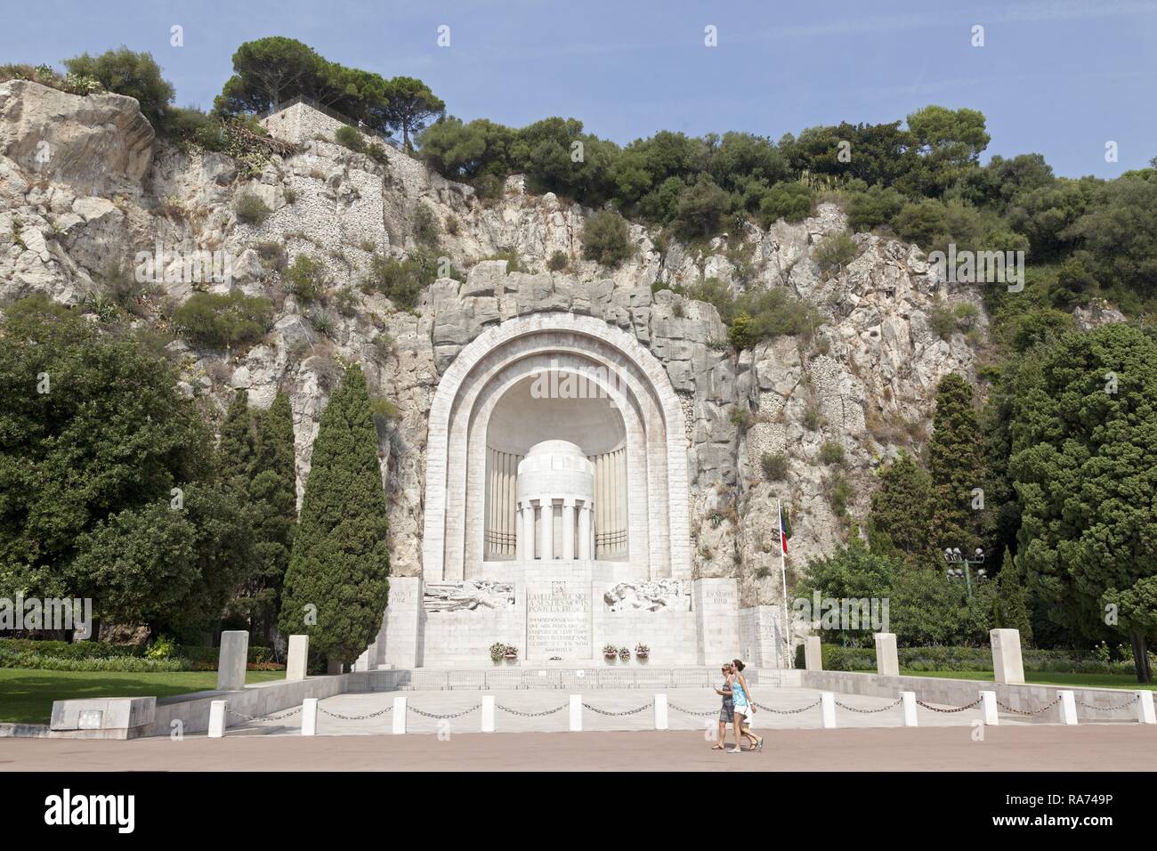 War memorial near the harbour, Nice, Département Alpes-Maritimes, Provence-Alpes-Côte d’Azur, France Stock Photo