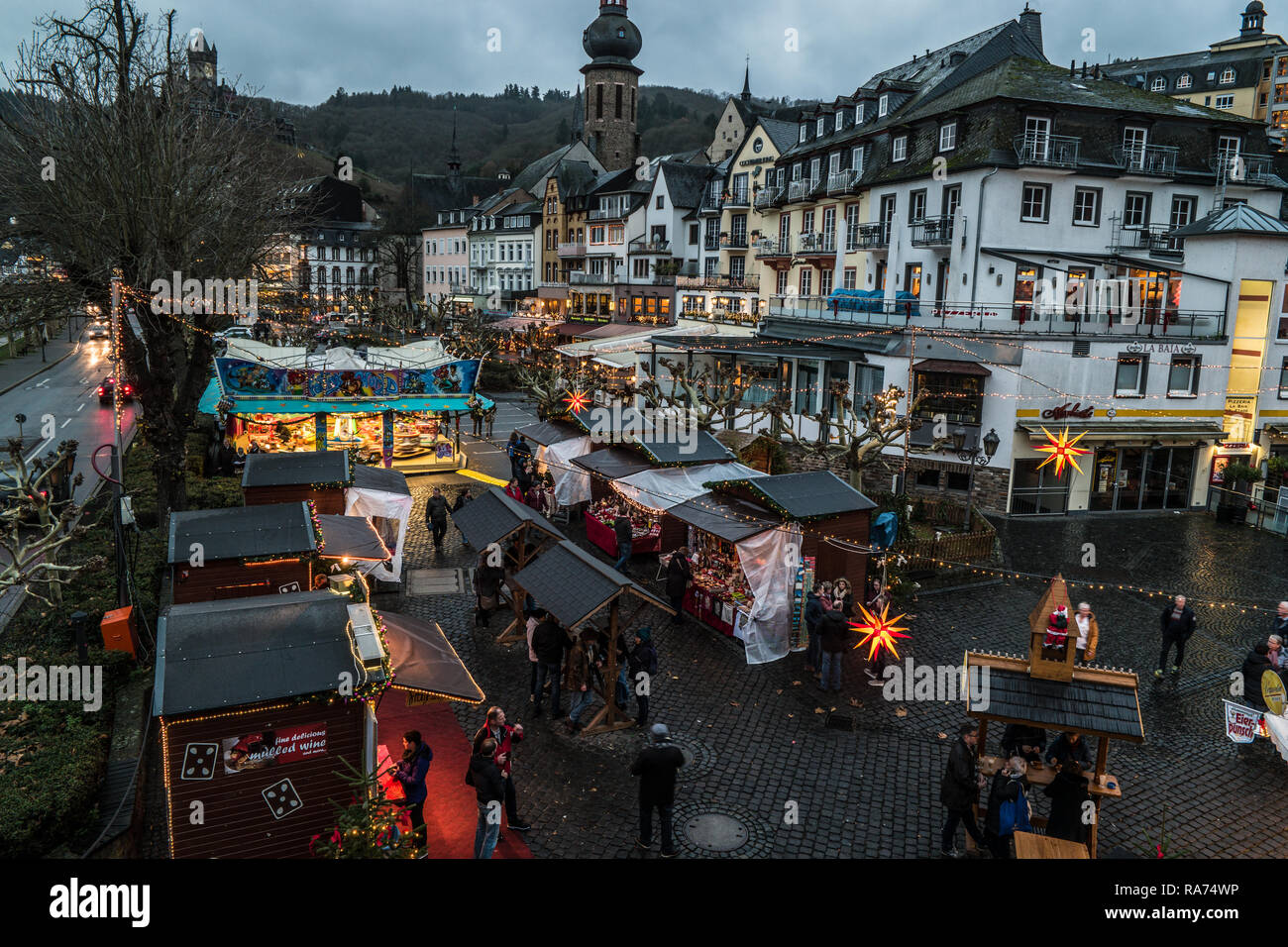 Christmas market at Cochem Germany Stock Photo Alamy