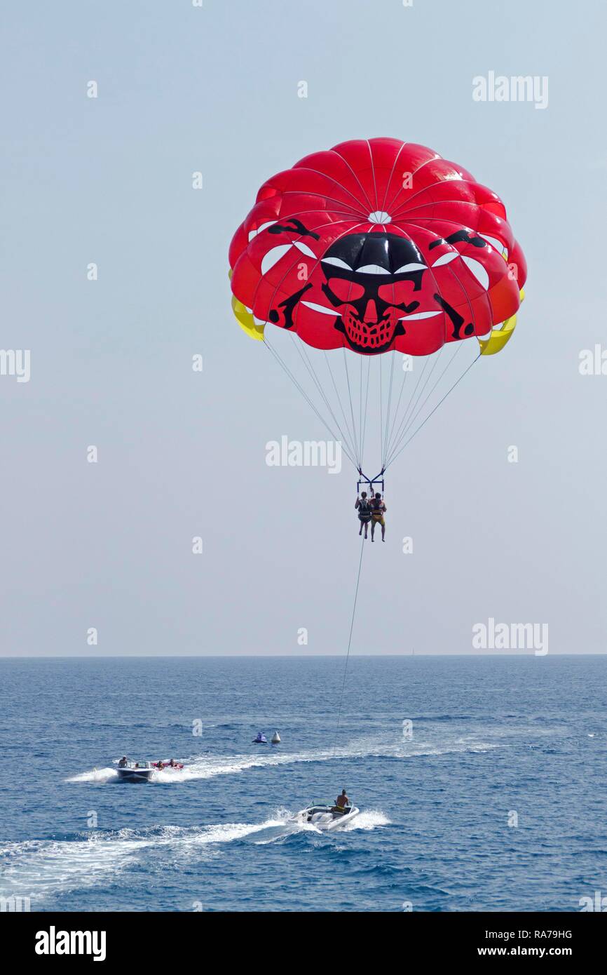 Parasailing, Nice, Alpes-Maritimes, Provence-Alpes-Côte d'Azur, France Stock Photo