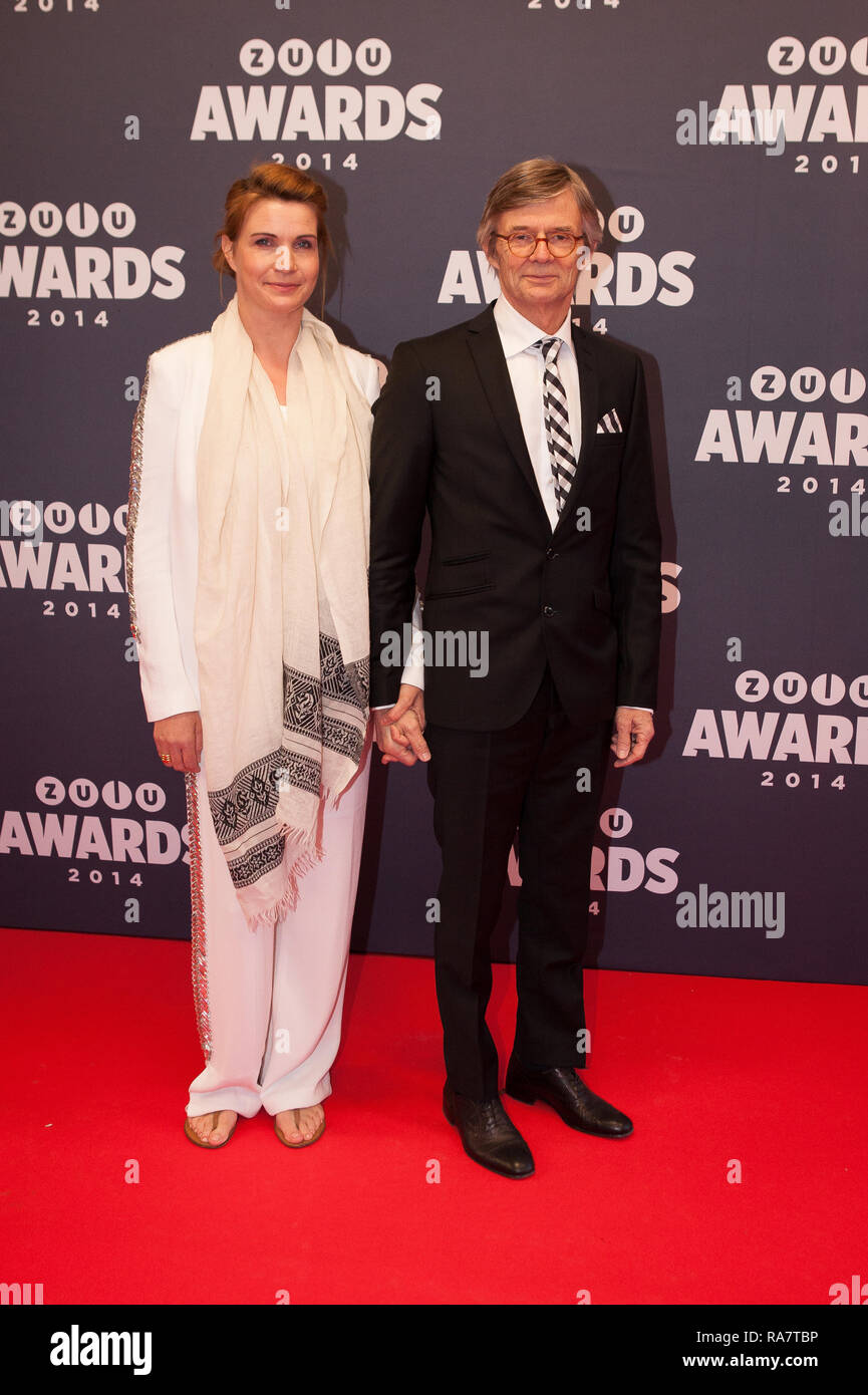 https://c8.alamy.com/comp/RA7TBP/the-academy-award-winning-film-and-television-director-bille-august-seen-on-the-red-carpet-with-actress-sara-marie-maltha-at-the-danish-award-show-zulu-awards-2014-in-copenhagen-denmark-03042014-excluding-denmark-RA7TBP.jpg