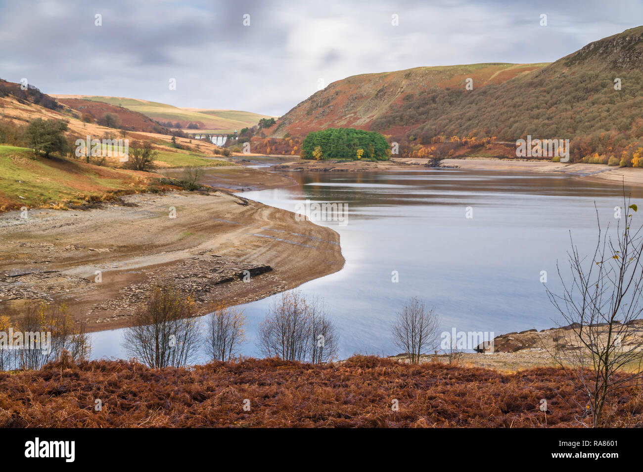 An unusually low winter water level at Pen y Garreg reservoir Rhayader Powys UK. November 2018 Stock Photo