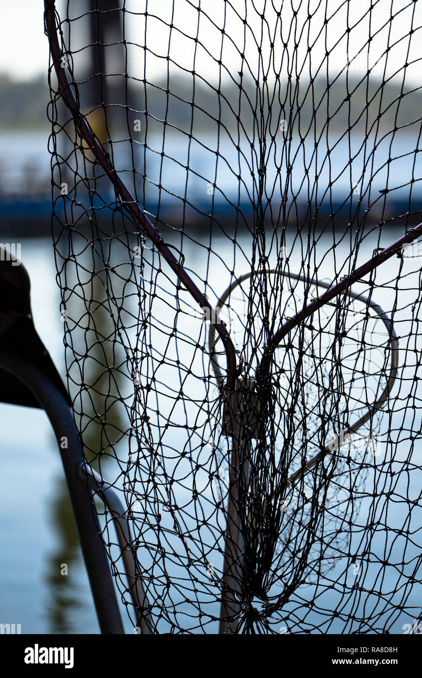 The fishing netting for catching fish during fishing is made of wicker