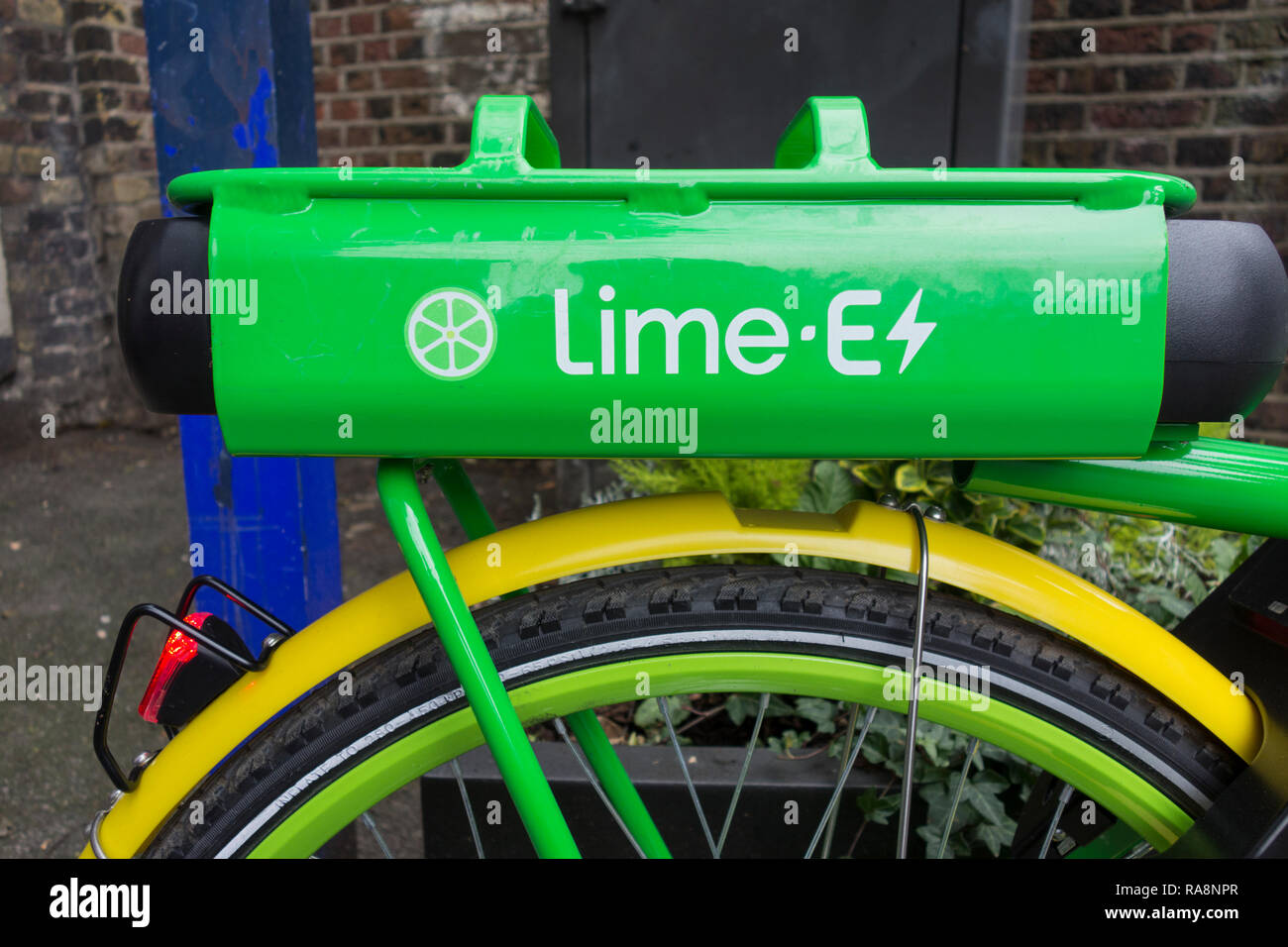 A GPS-enabled Lime-E electric assist bike in London Stock Photo