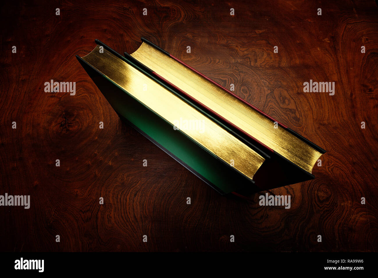 Journals and books hi-res stock photography and images - Alamy
