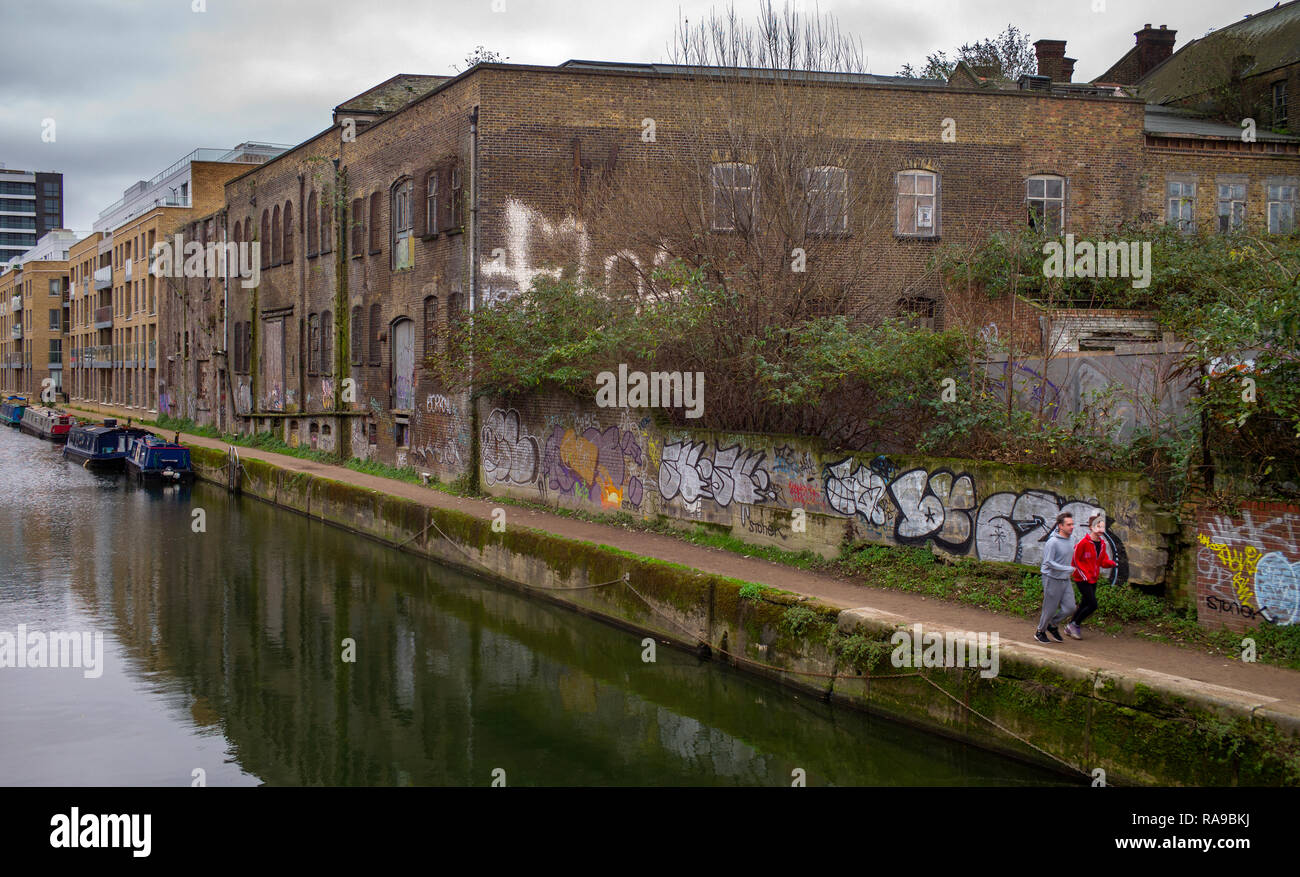 Limehouse cut hires stock photography and images Alamy