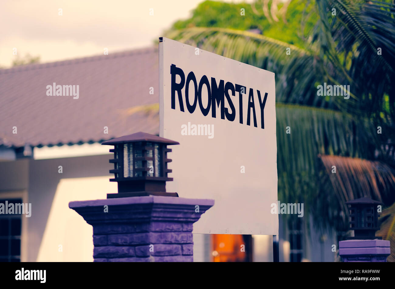 Boarding house sign hires stock photography and images Alamy