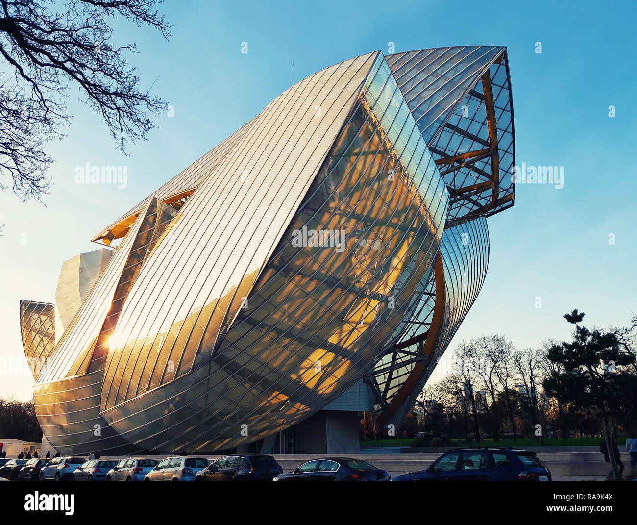 Lvmh paris hi-res stock photography and images - Alamy