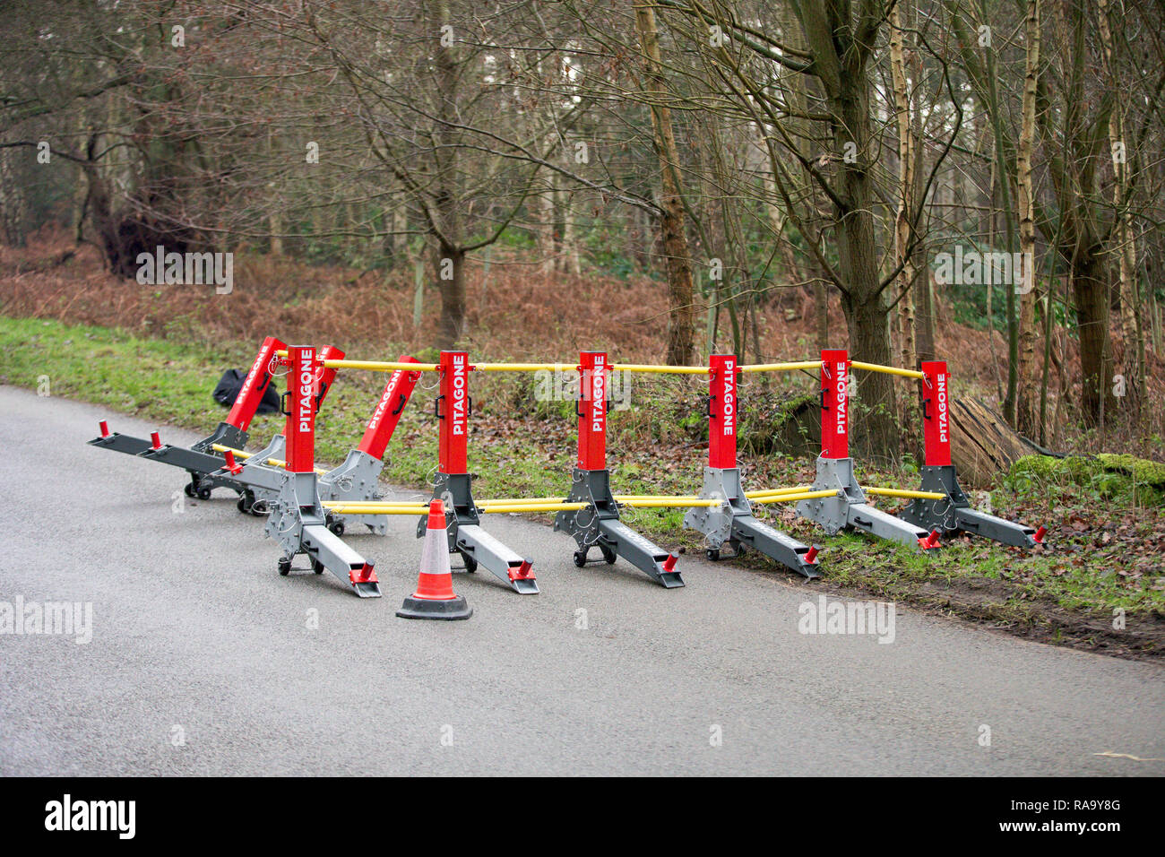 Anti truck ram barriers hires stock photography and images Alamy
