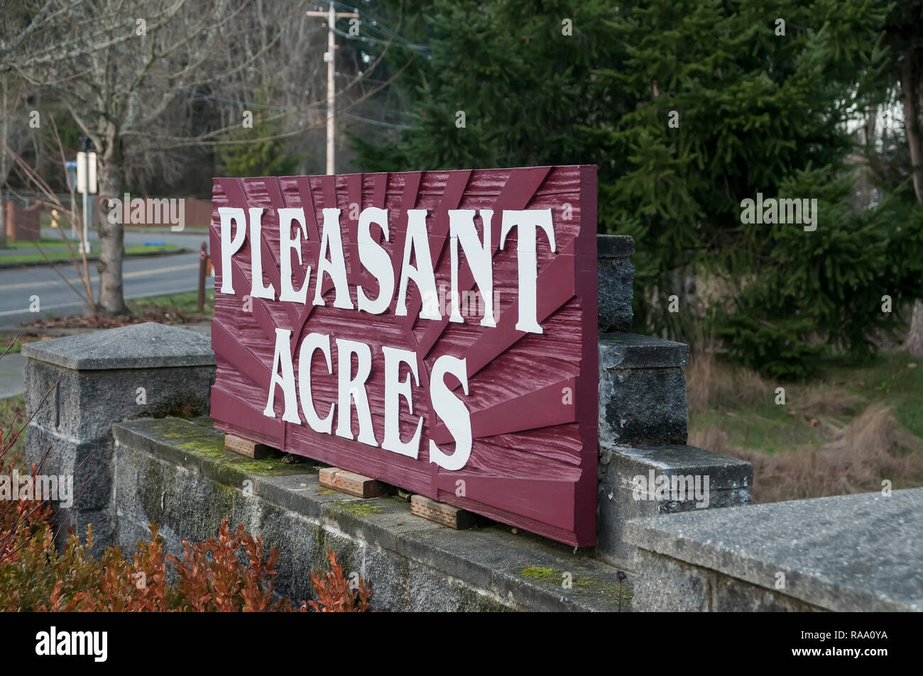 Pleasant Acres Sign At The Entrance Of The Community Stock Photo Alamy