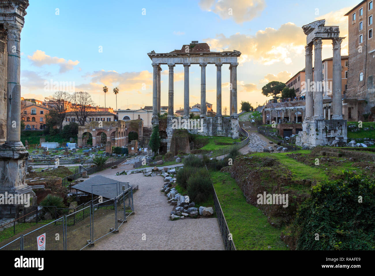 Forum romanum monuments rome hi-res stock photography and images - Alamy