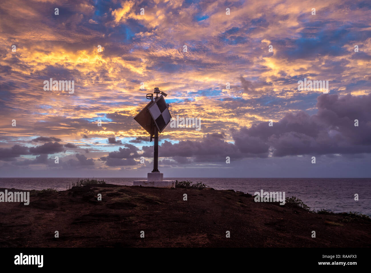 Open field at makahuena hires stock photography and images Alamy