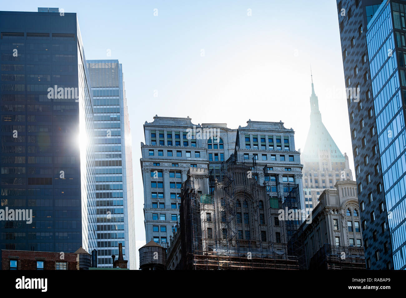 New york skyline close up buildings hi-res stock photography and images ...