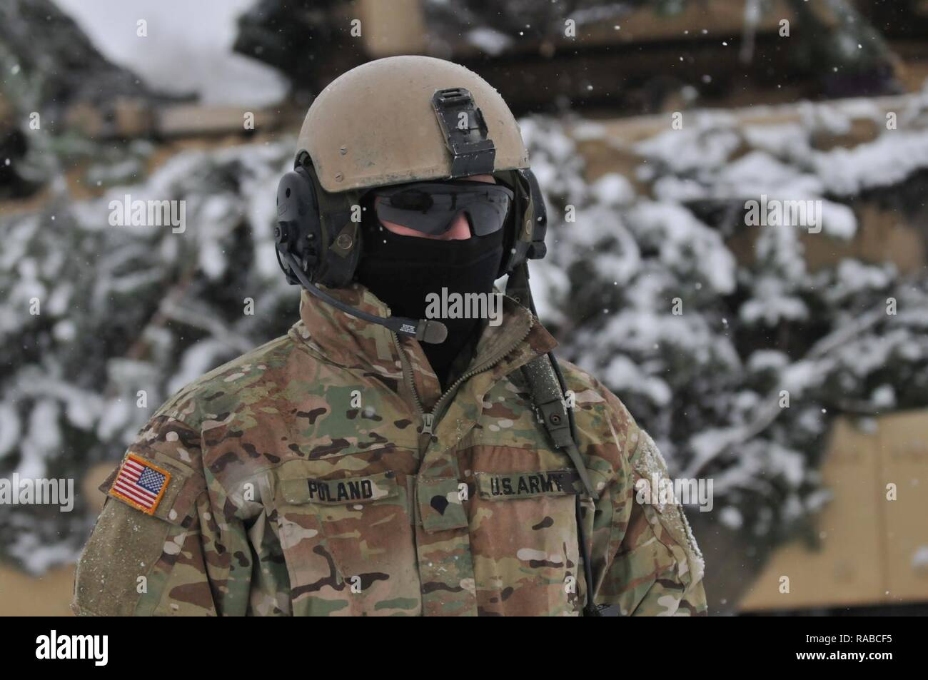 A U.S. Army M2A2 Bradley Fighting Vehicle crew member, 1st Battalion