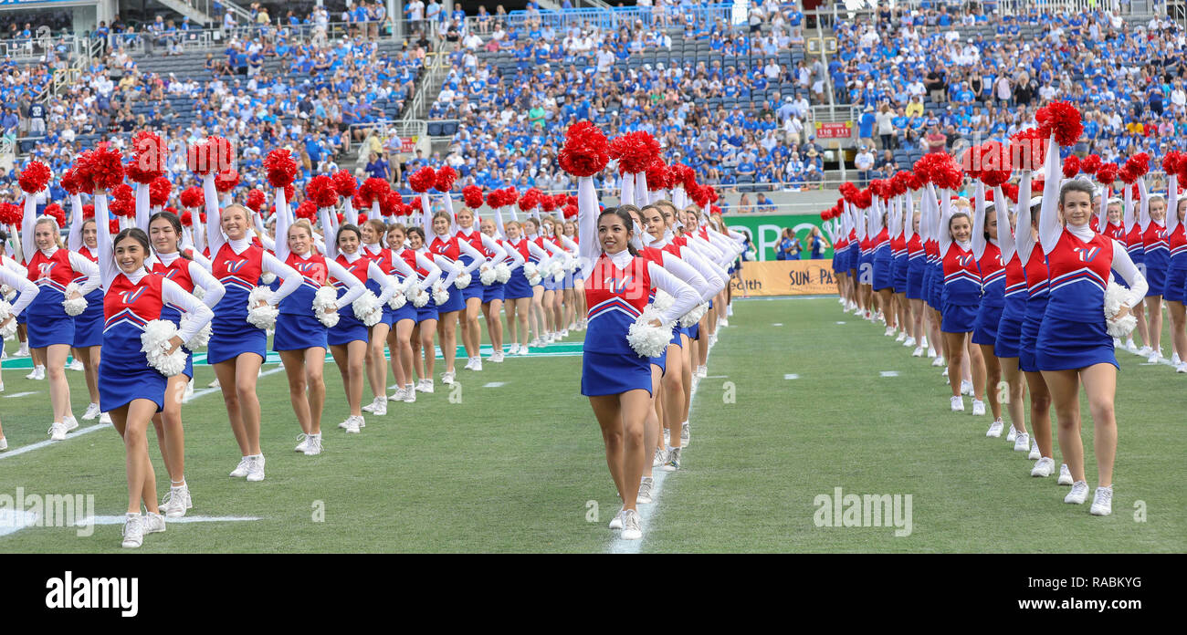 Penn state cheerleaders hires stock photography and images Alamy