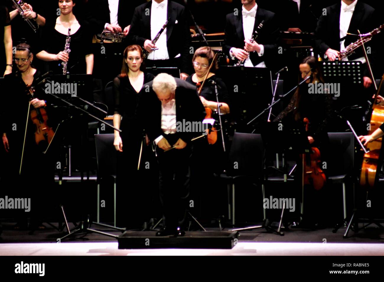Athens, Greece. 3rd Jan, 2019. Violin players are seen performing during the event. The Franz Lehar orchestra presented the best Viennese waltzes by the Vienna Opera's soloists and dancers in Athens Credit: Helen Paroglou/SOPA Images/ZUMA Wire/Alamy Live News Stock Photo